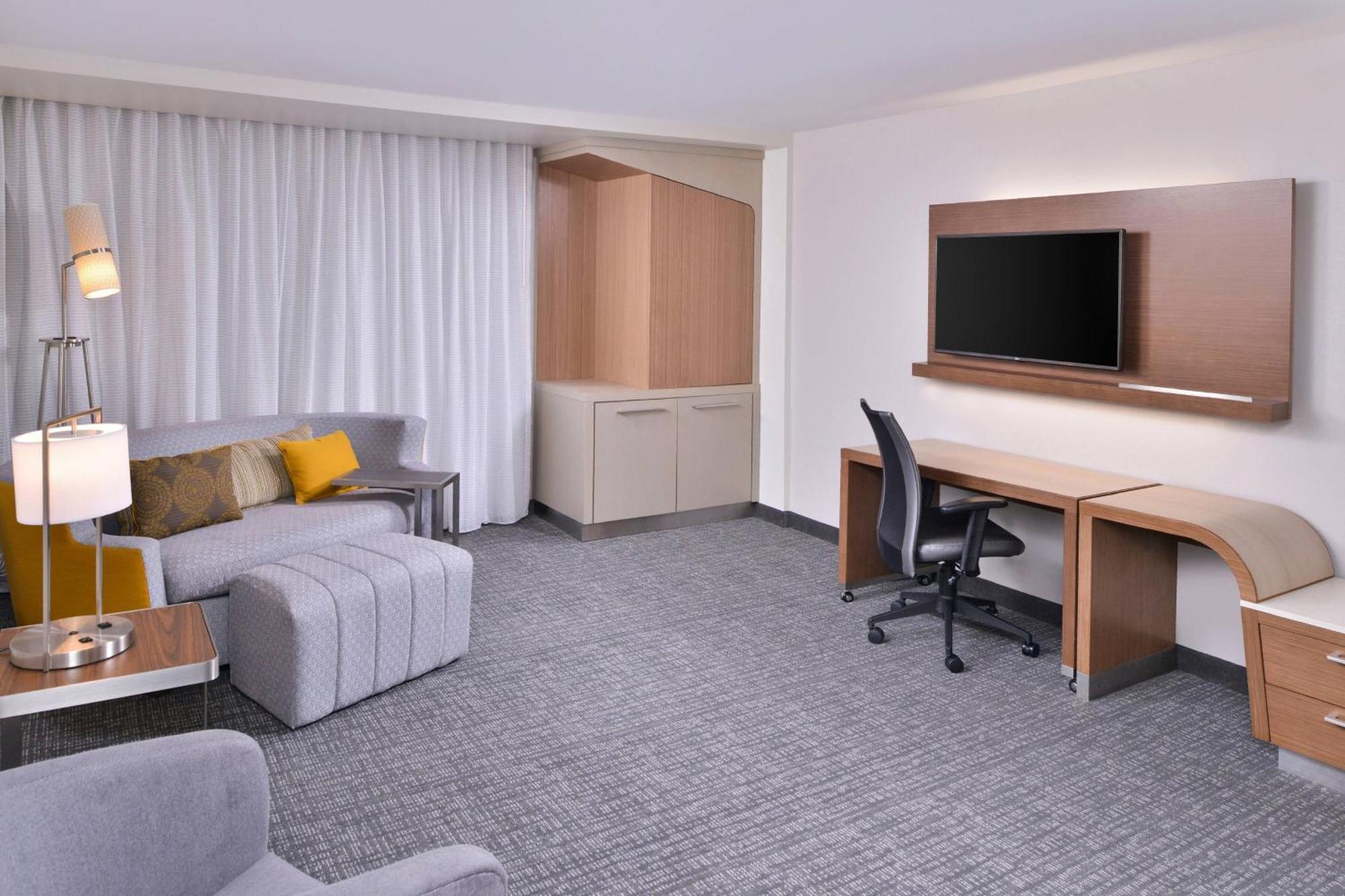 Courtyard By Marriott Columbus Grove City Exterior photo
